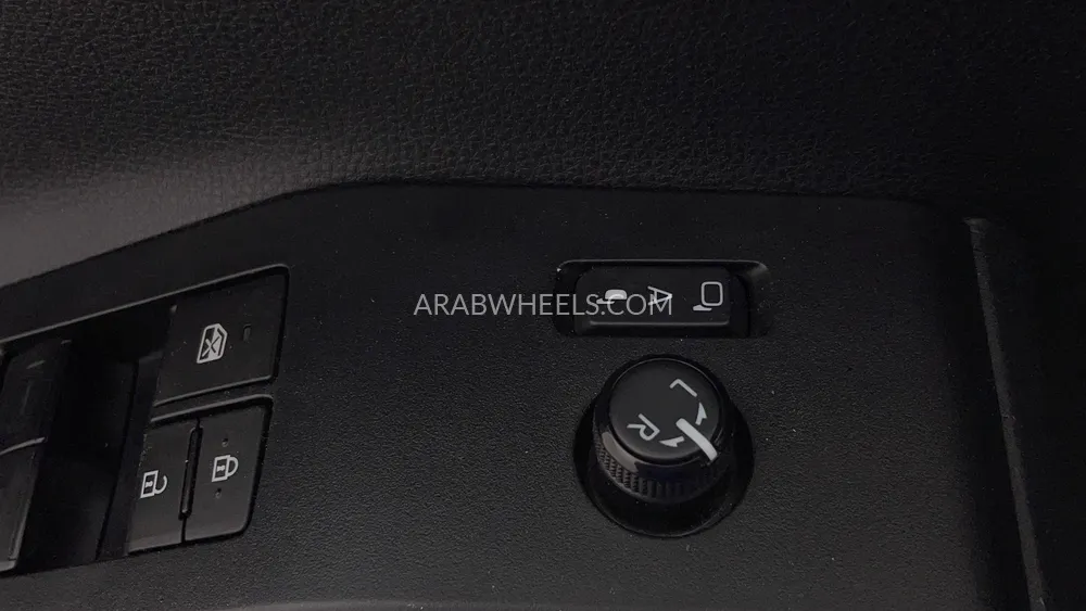 Toyota Highlander 2023 for Sale in Dubai Image-42