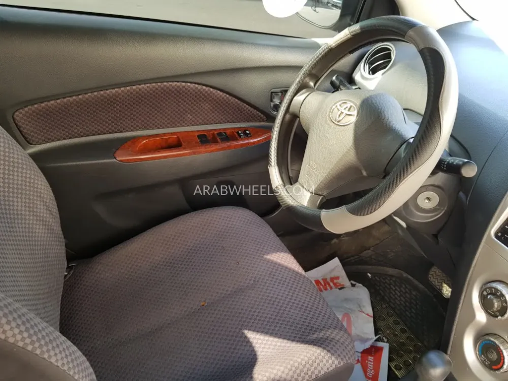 تويوتا يارس 2007 for Sale in دبي Image-11