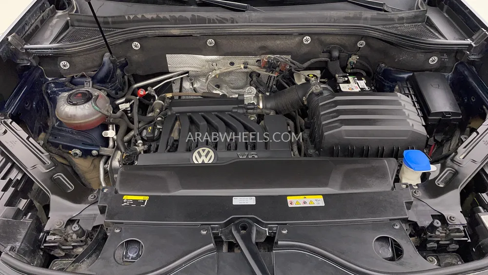 Volkswagen Teramont 2022 for Sale in Dubai Image-9