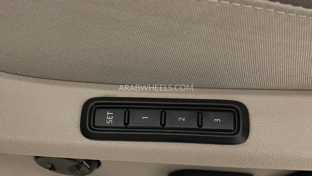 Volkswagen Teramont 2022 for Sale in Dubai Image-49