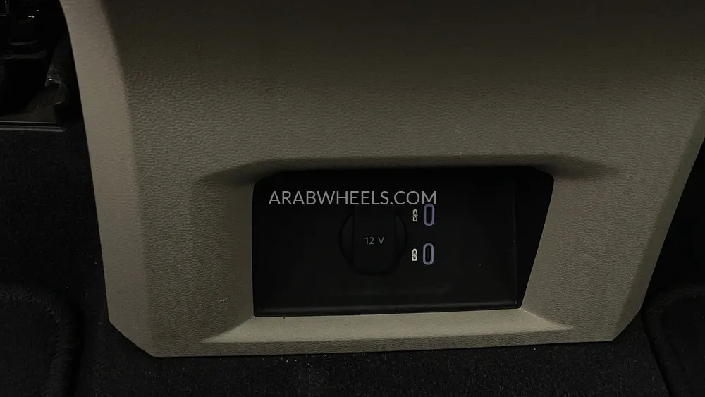 Volkswagen Teramont 2022 for Sale in Dubai Image-63