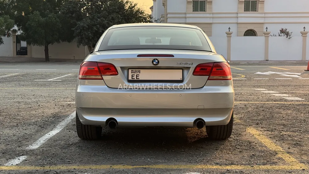 بي إم دبليو الفئة الثالثة 2009 for Sale in دبي Image-5