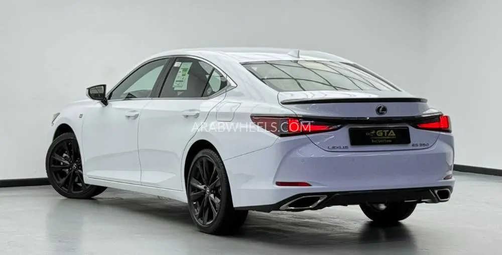 Lexus ES 2025 for Sale in Dubai Image-4