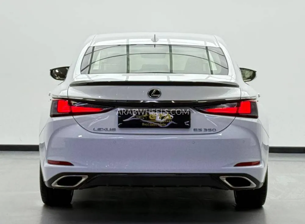 Lexus ES 2025 for Sale in Dubai Image-5