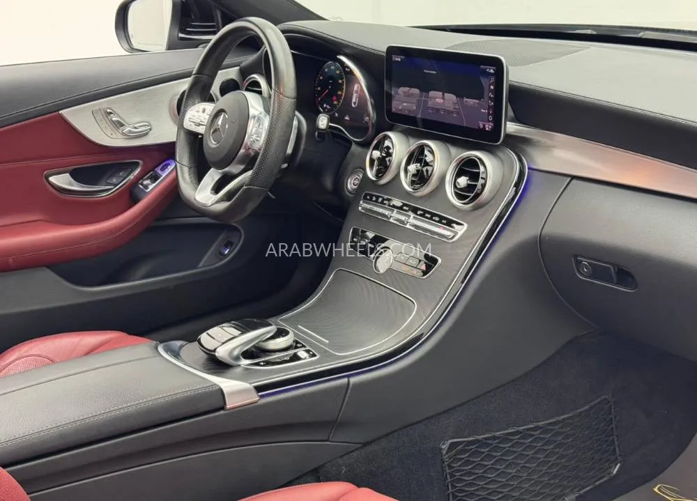 مرسيدس بنز كلاس C 2020 for Sale in دبي Image-15