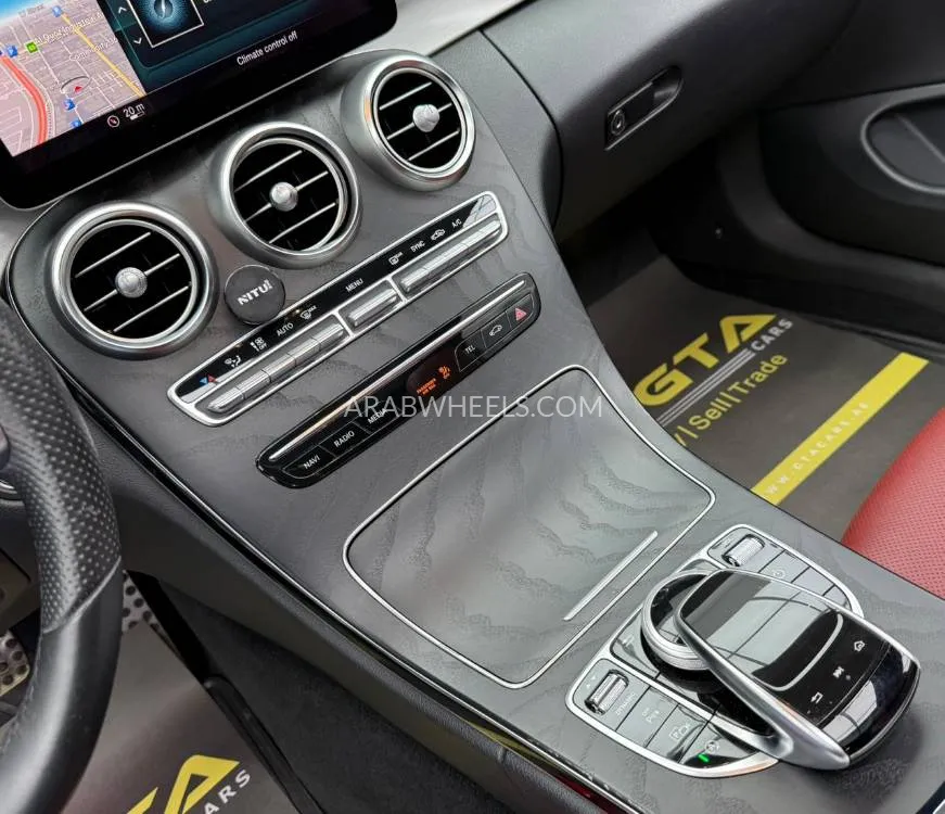 مرسيدس بنز كلاس C 2019 for Sale in دبي Image-16