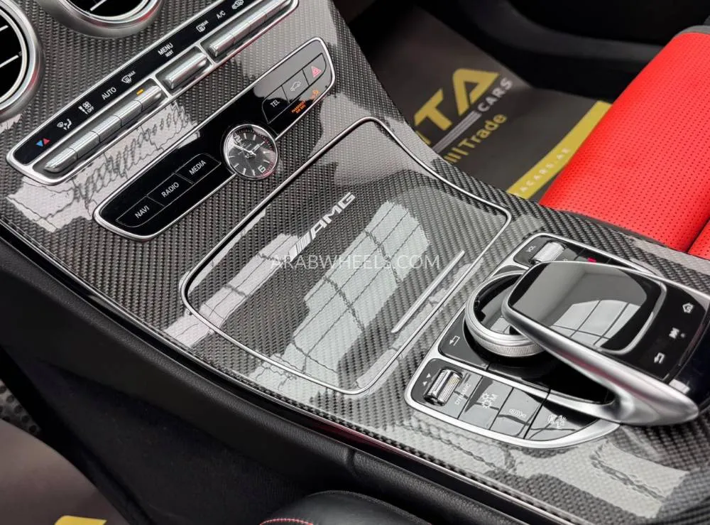 Mercedes Benz C Class 2019 for Sale in Dubai Image-10