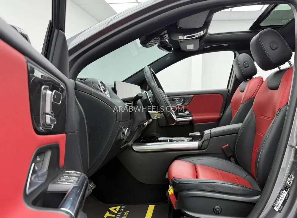 Mercedes Benz GLA 2022 for Sale in Dubai Image-14