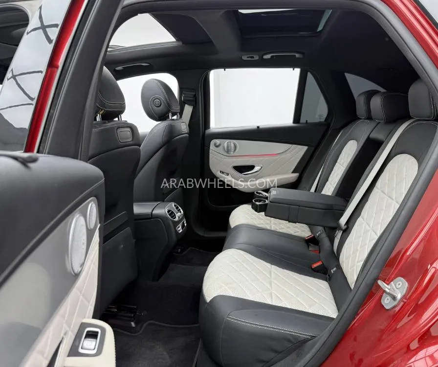Mercedes Benz GLC Class 2020 for Sale in Dubai Image-7