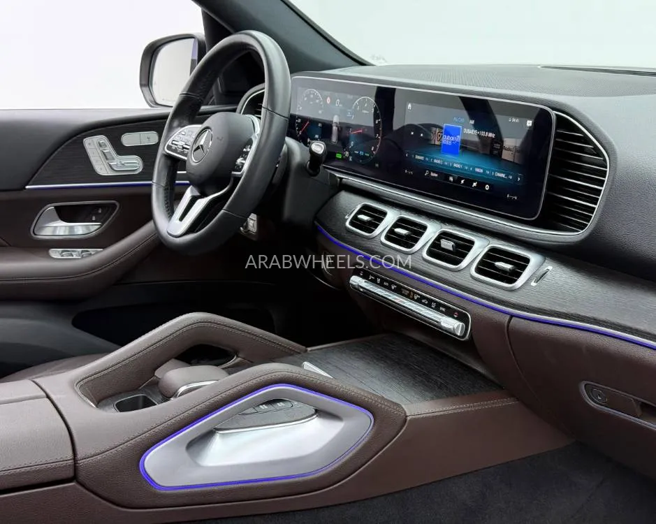 Mercedes Benz GLE Class 2022 for Sale in Dubai Image-12