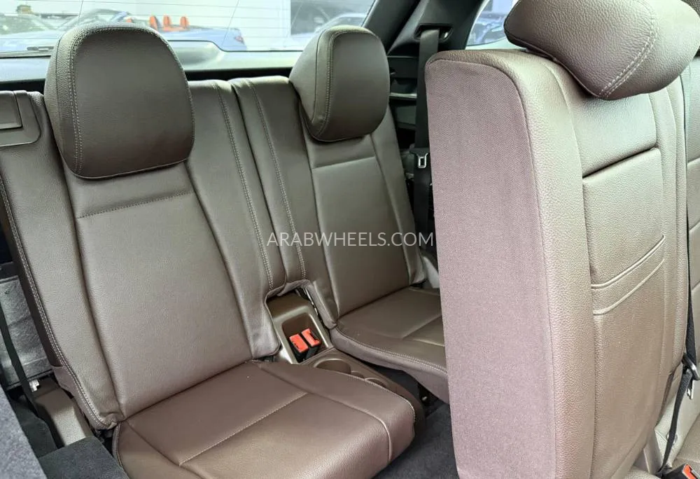 Mercedes Benz GLE Class 2022 for Sale in Dubai Image-19