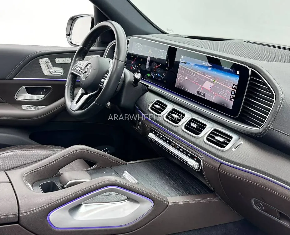 Mercedes Benz GLE Class 2022 for Sale in Dubai Image-12