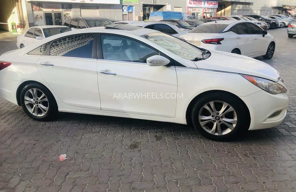 هيونداي سوناتا 2011 for Sale in عجمان Image-6