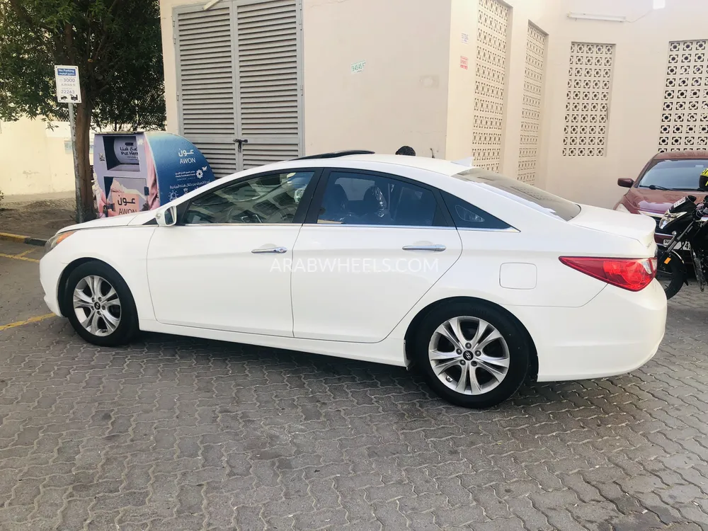هيونداي سوناتا 2011 for Sale in عجمان Image-2