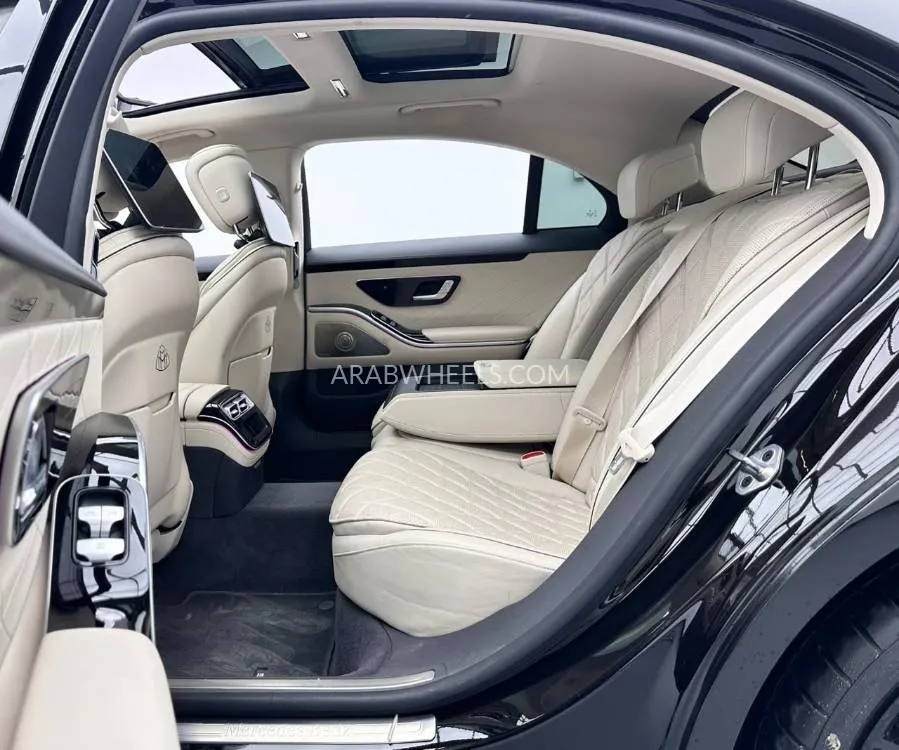 Mercedes Benz CLS Class 2023 for Sale in Dubai Image-4