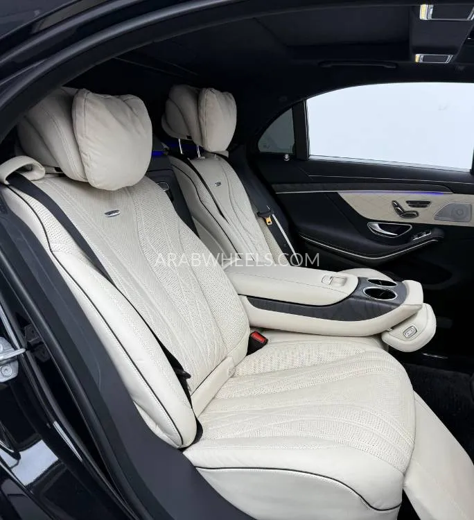 Mercedes Benz CLS Class 2018 for Sale in Dubai Image-19