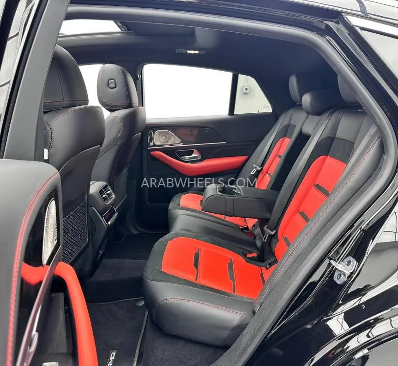 مرسيدس بنز GLE Class 2024 for Sale in دبي Image-19