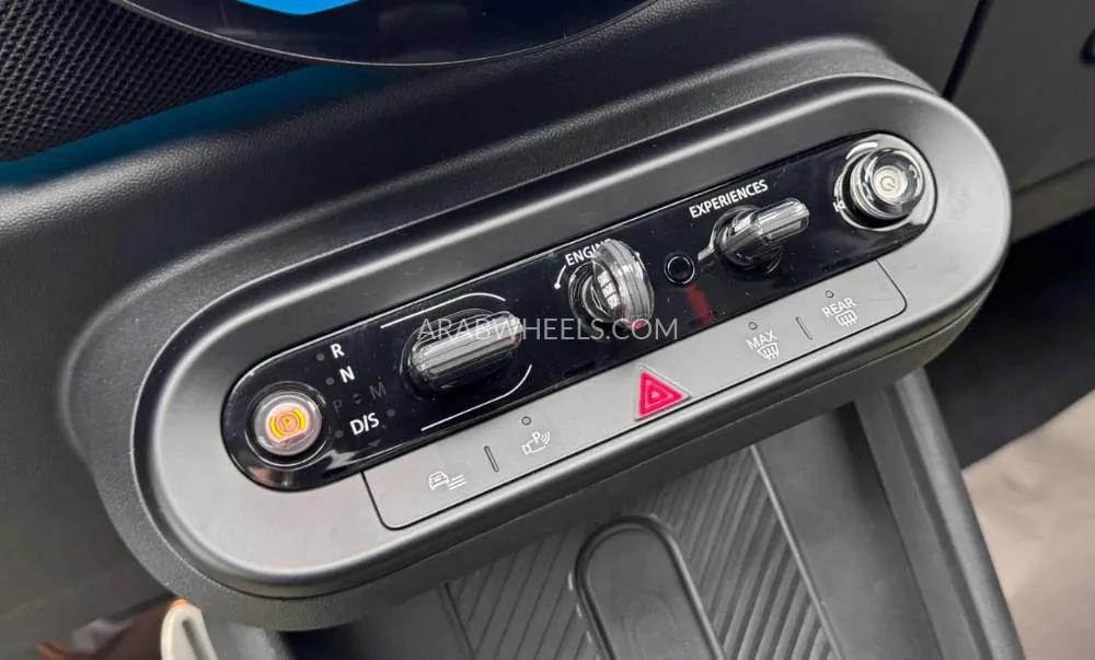 Mini Cooper 2025 for Sale in Dubai Image-9