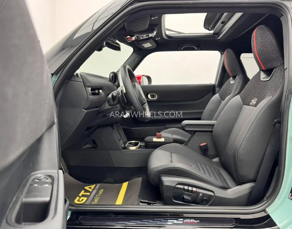 Mini Cooper 2025 for Sale in Dubai Image-10