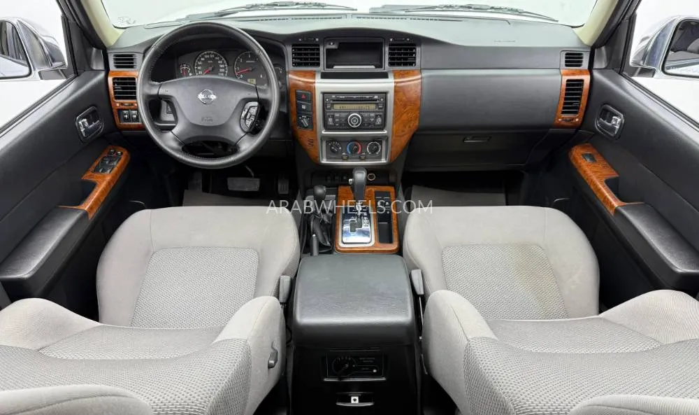 Nissan Patrol 2022 for Sale in Dubai Image-11