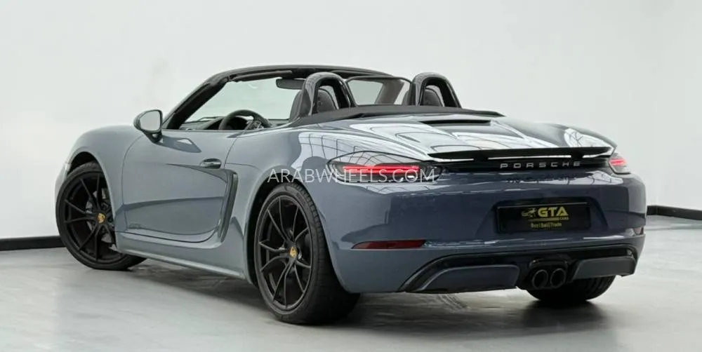 Porsche 718 2018 for Sale in Dubai Image-5