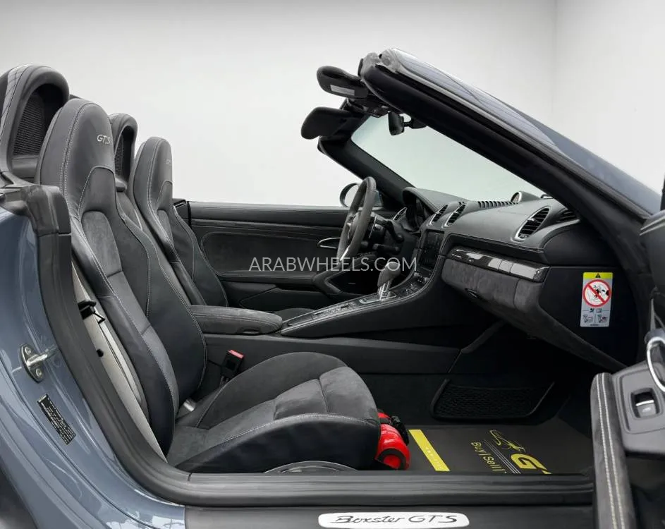 Porsche 718 2018 for Sale in Dubai Image-13