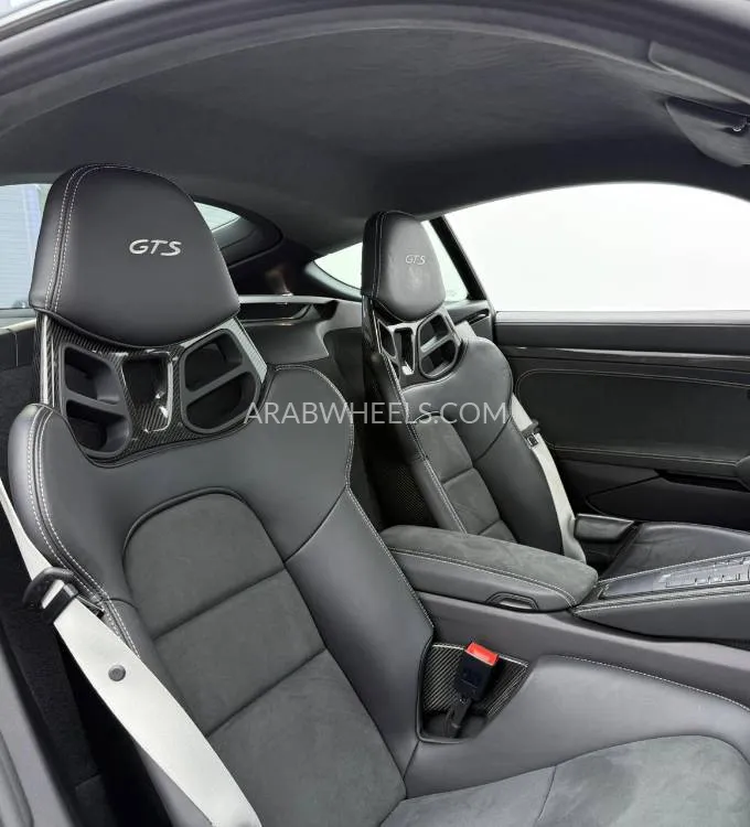 Porsche 718 2024 for Sale in Dubai Image-15