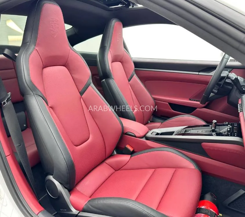 بورشه 911 2025 for Sale in دبي Image-11