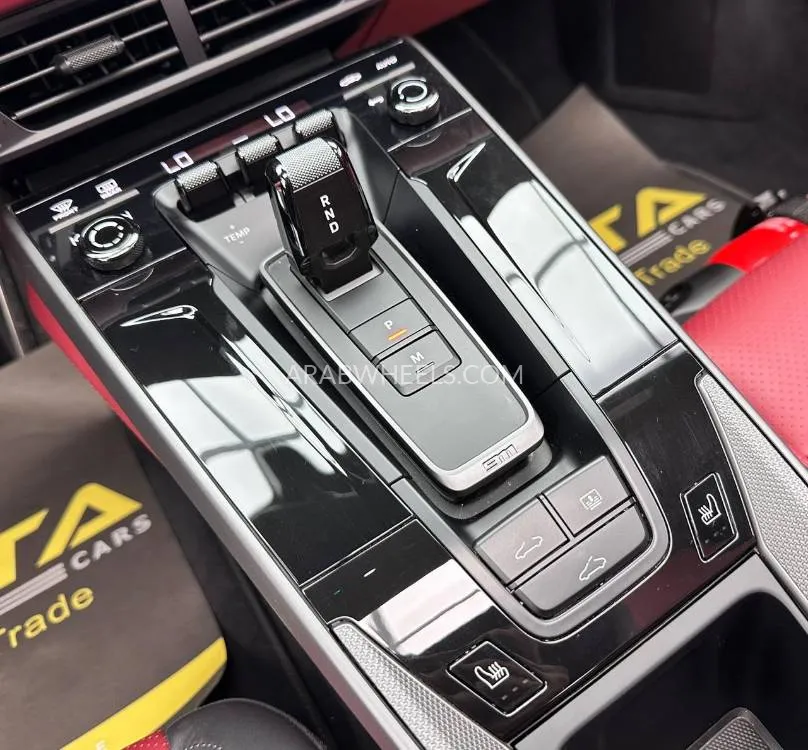 بورشه 911 2025 for Sale in دبي Image-12