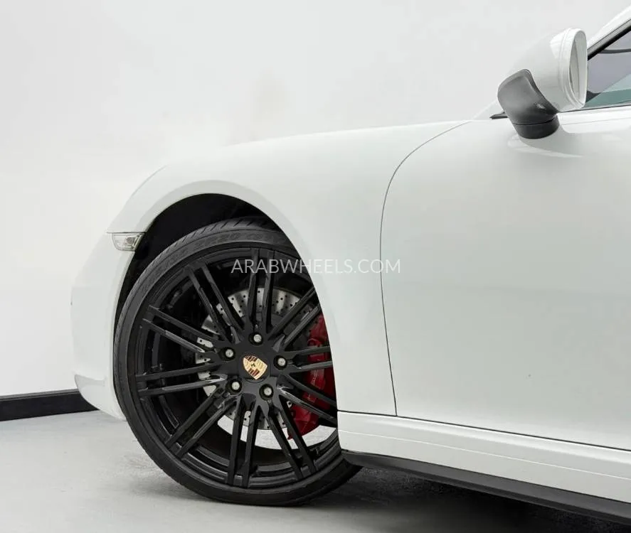 بورشه 911 2014 for Sale in دبي Image-4