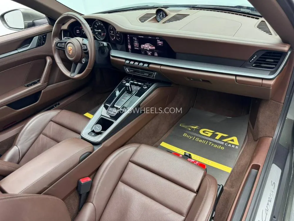 بورشه 911 2020 for Sale in دبي Image-15