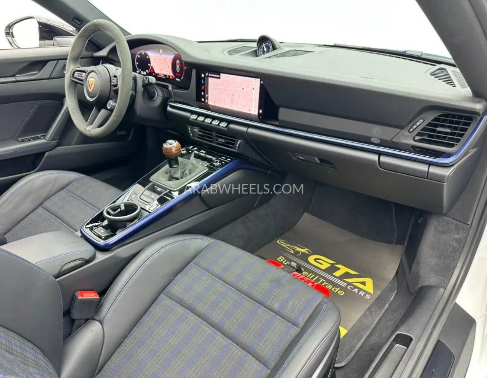 بورشه 911 2025 for Sale in دبي Image-10
