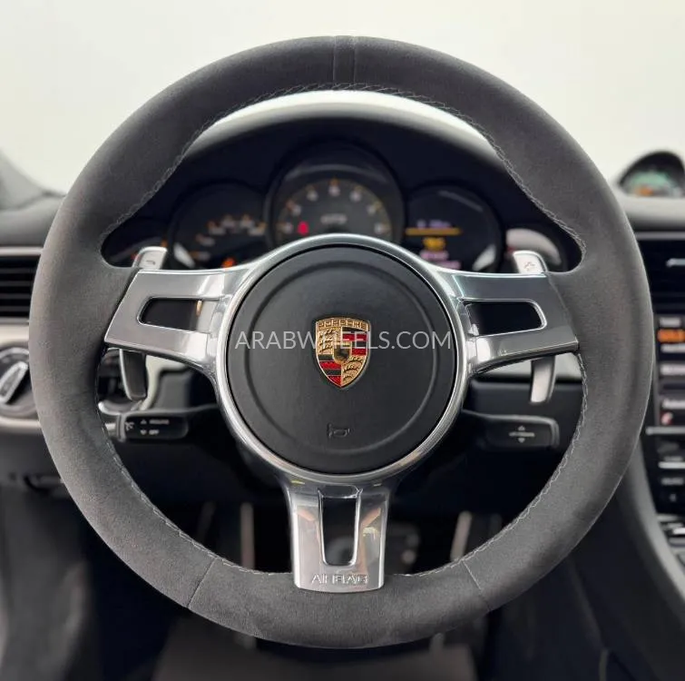 بورشه 911 2015 for Sale in دبي Image-8