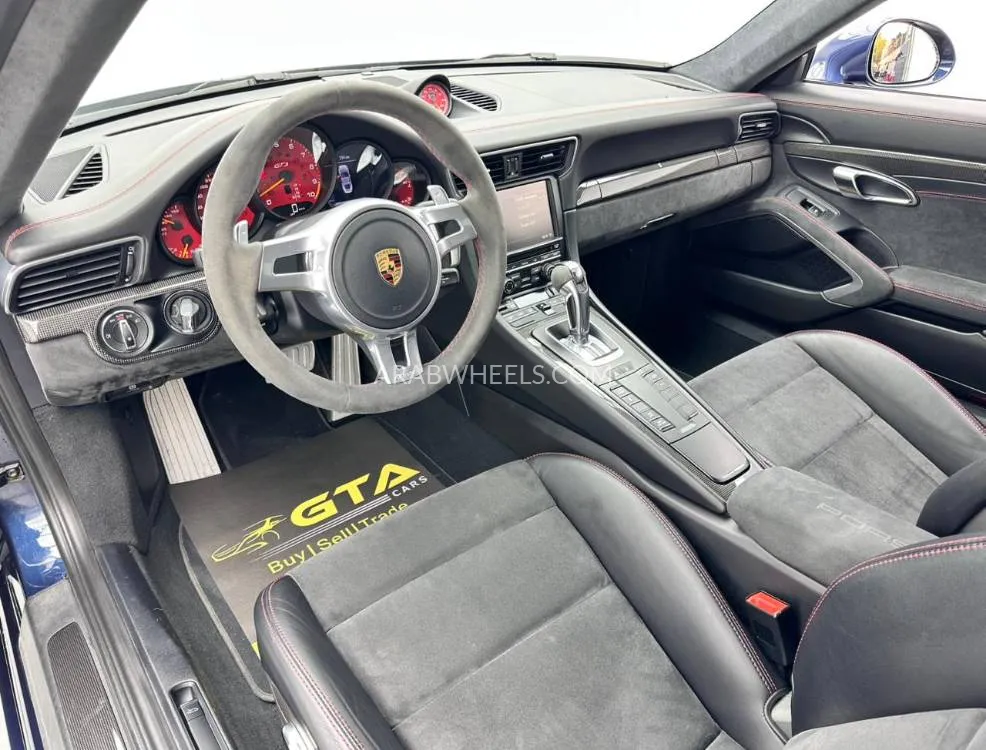Porsche 911 2016 for Sale in Dubai Image-8