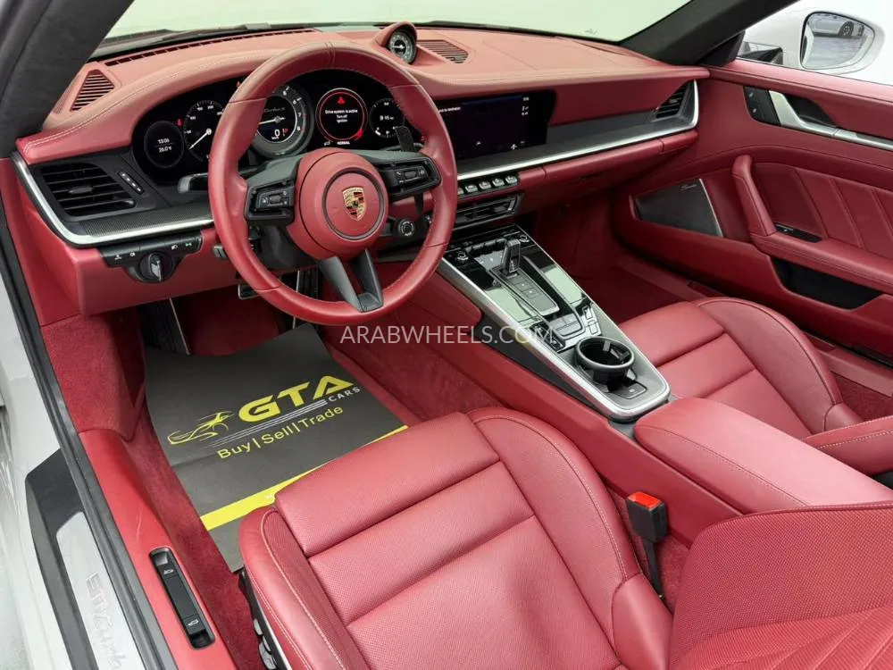 بورشه 911 2023 for Sale in دبي Image-8