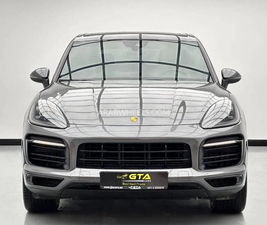 Porsche Cayenne 2022 for Sale in Dubai Image-2