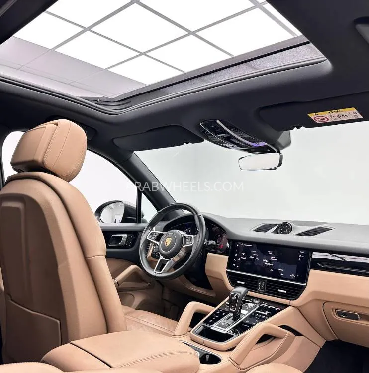 Porsche Cayenne 2022 for Sale in Dubai Image-13