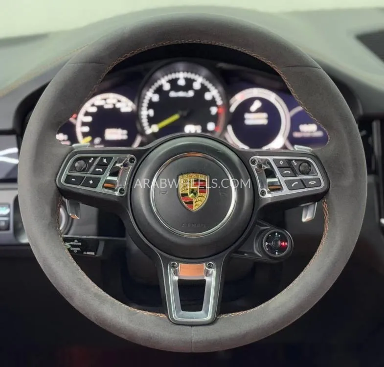 Porsche Cayenne 2021 for Sale in Dubai Image-7