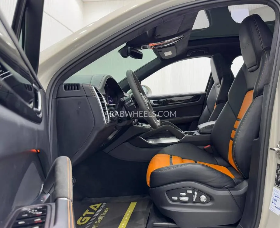 Porsche Cayenne 2021 for Sale in Dubai Image-15