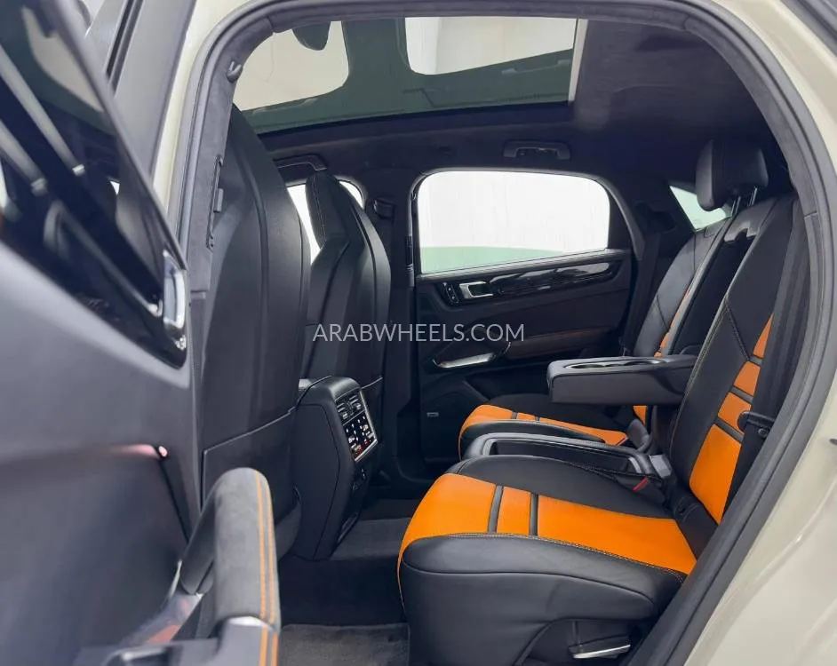 Porsche Cayenne 2021 for Sale in Dubai Image-18