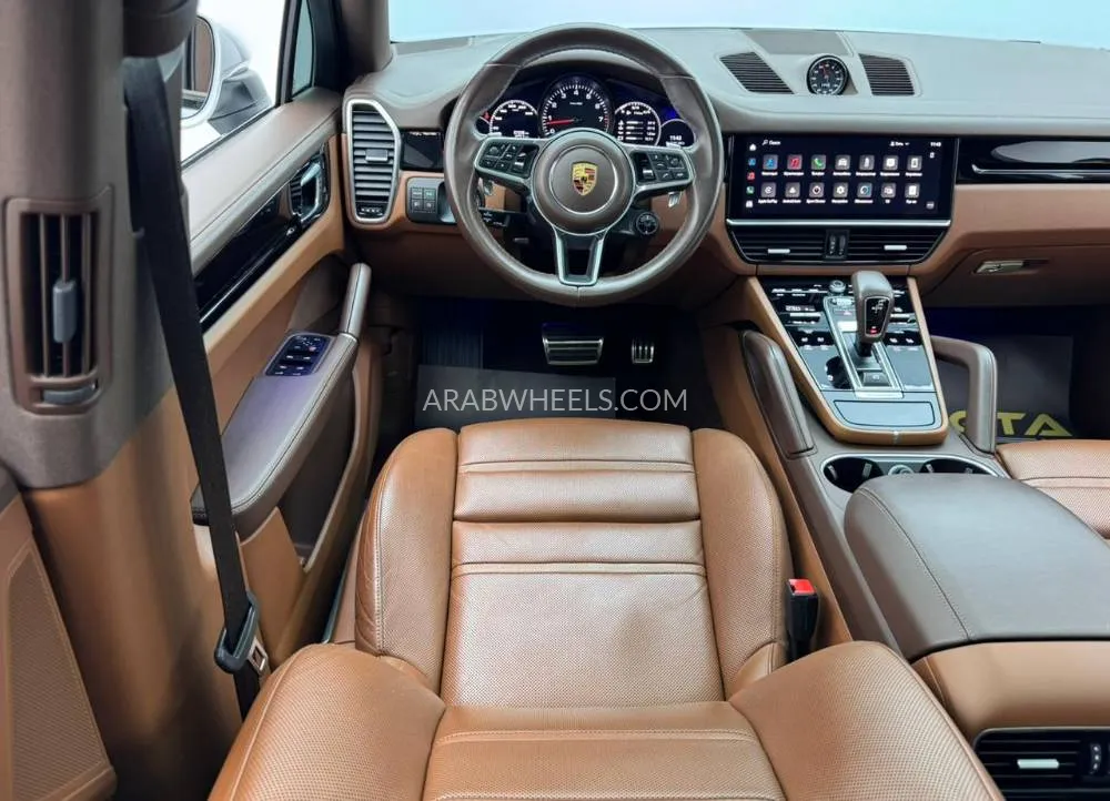 Porsche Cayenne 2022 for Sale in Dubai Image-8