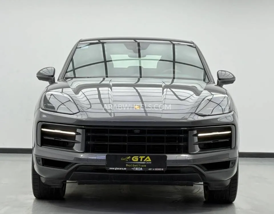 Porsche Cayenne 2024 for Sale in Dubai Image-2