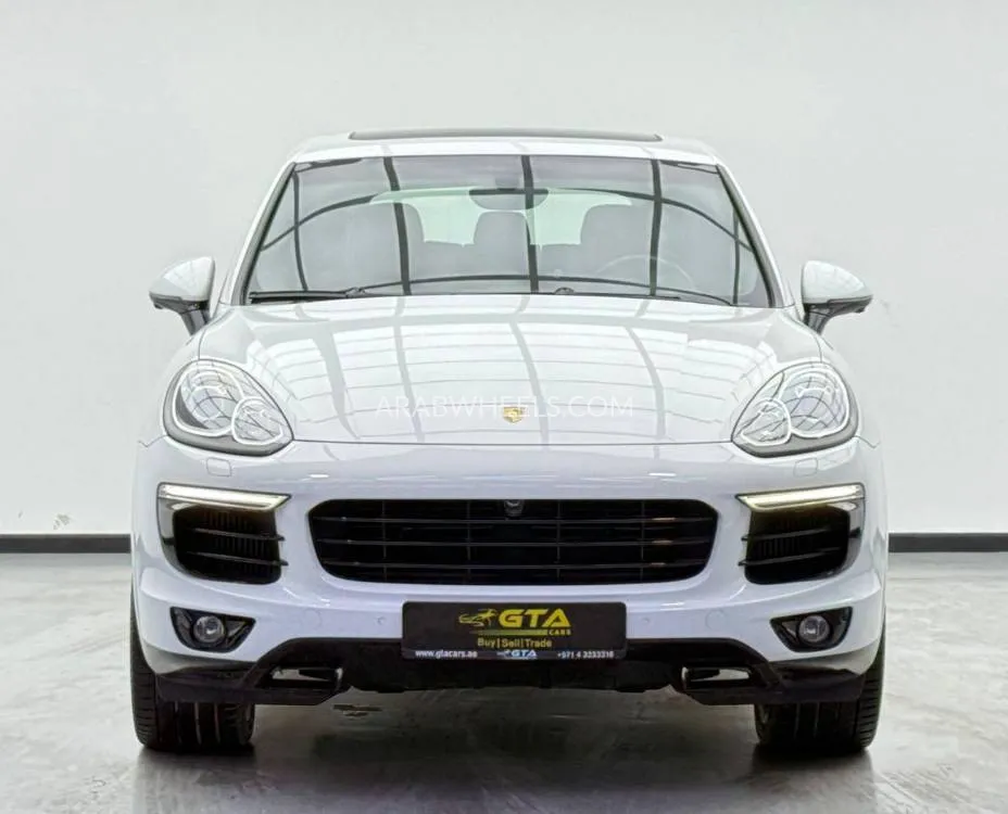 Porsche Cayenne 2016 for Sale in Dubai Image-2