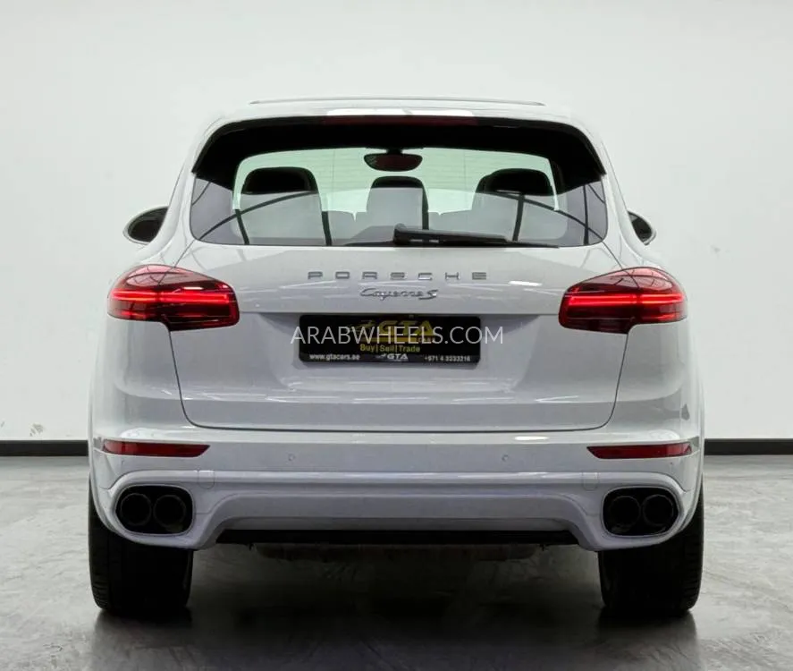 Porsche Cayenne 2016 for Sale in Dubai Image-5