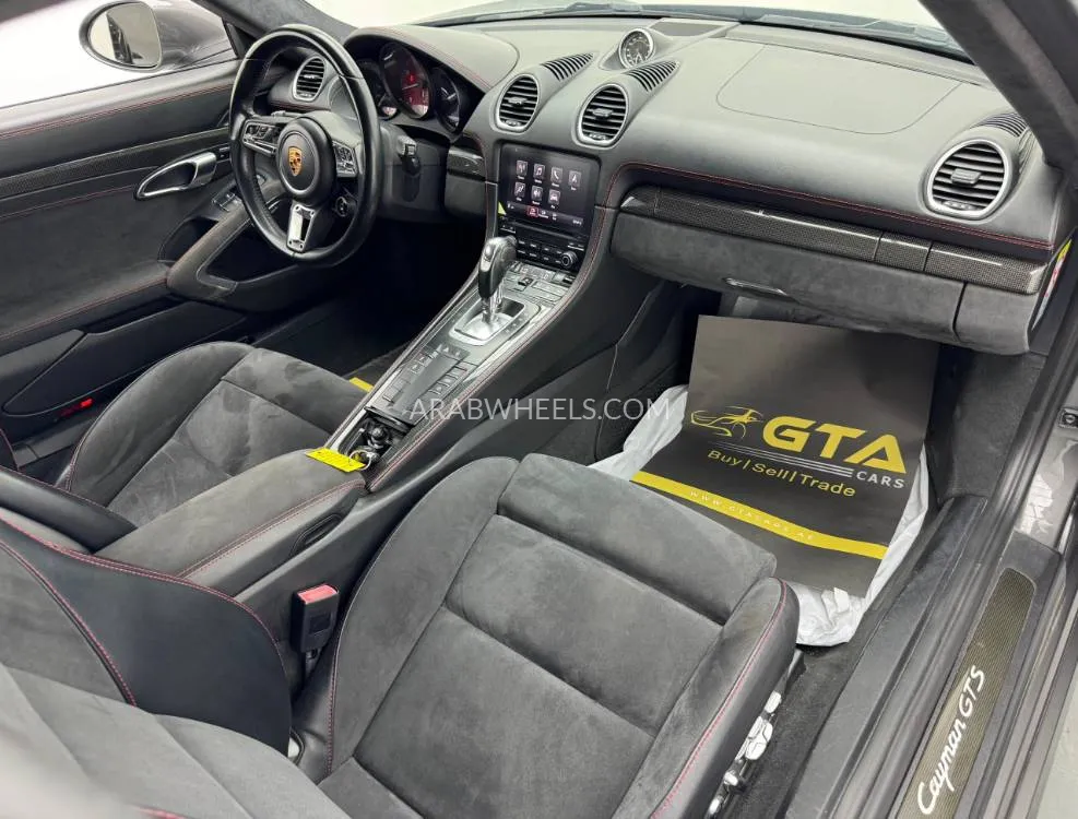 Porsche Cayman 2018 for Sale in Dubai Image-14