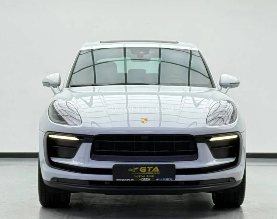 Porsche Macan 2024 for Sale in Dubai Image-2