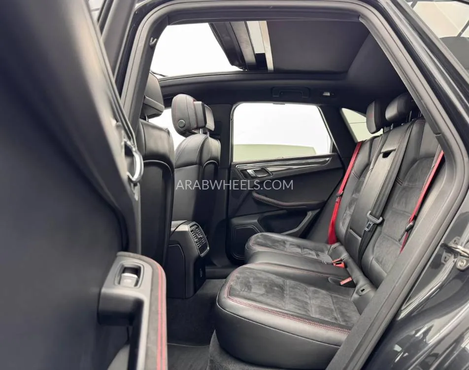 بورشه ماكان 2017 for Sale in دبي Image-13