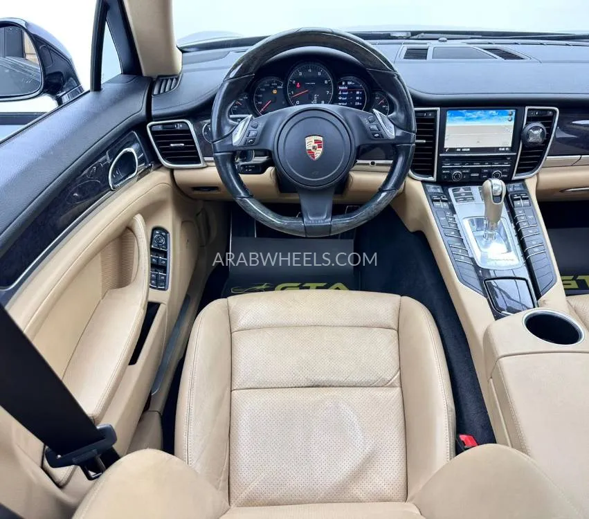 Porsche Panamera 2016 for Sale in Dubai Image-8