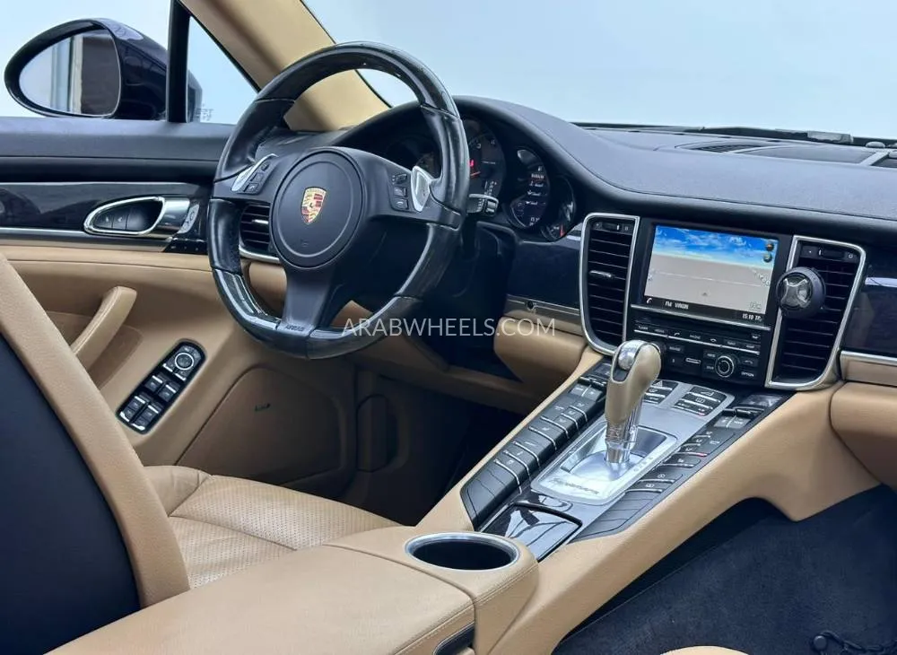 Porsche Panamera 2016 for Sale in Dubai Image-11