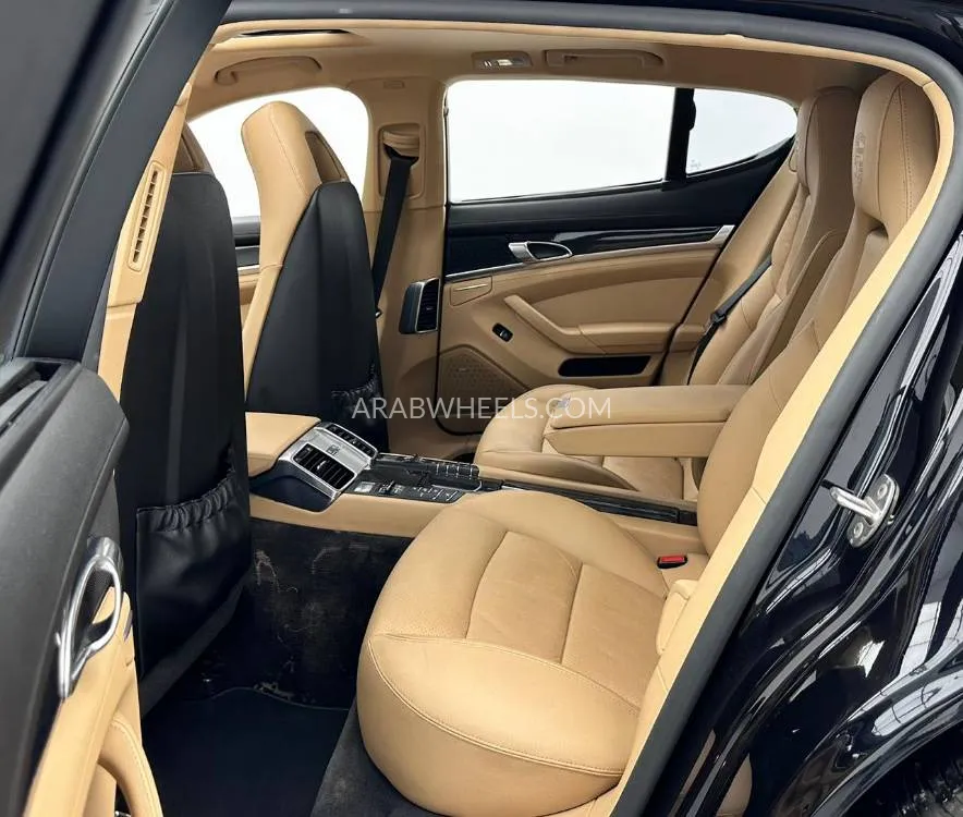 Porsche Panamera 2016 for Sale in Dubai Image-16